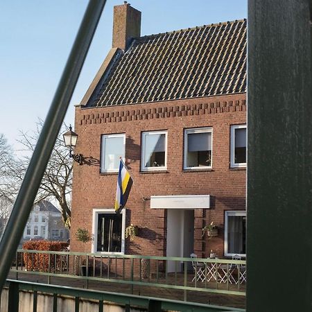 Bed and Breakfast Yep! Slapen Bij De Sluis Blokzijl Exterior foto