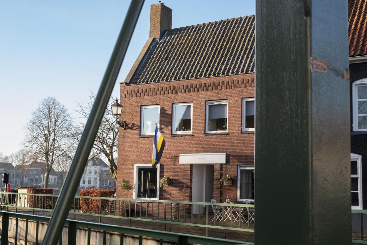 Bed and Breakfast Yep! Slapen Bij De Sluis Blokzijl Exterior foto